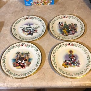 Lenox Disney Christmas Holiday Salad/Desert Plates